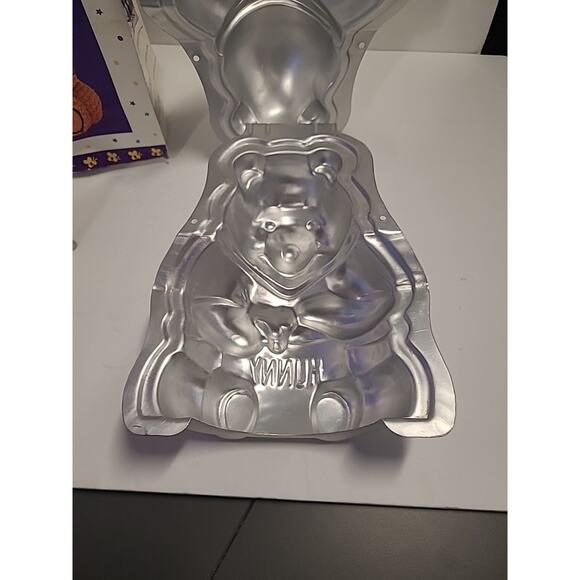 1998 Disney Winnie The Pooh Stand Up Cake Pan in Box NO CLIPS Honey Pot Vintage - Picture 4 of 11